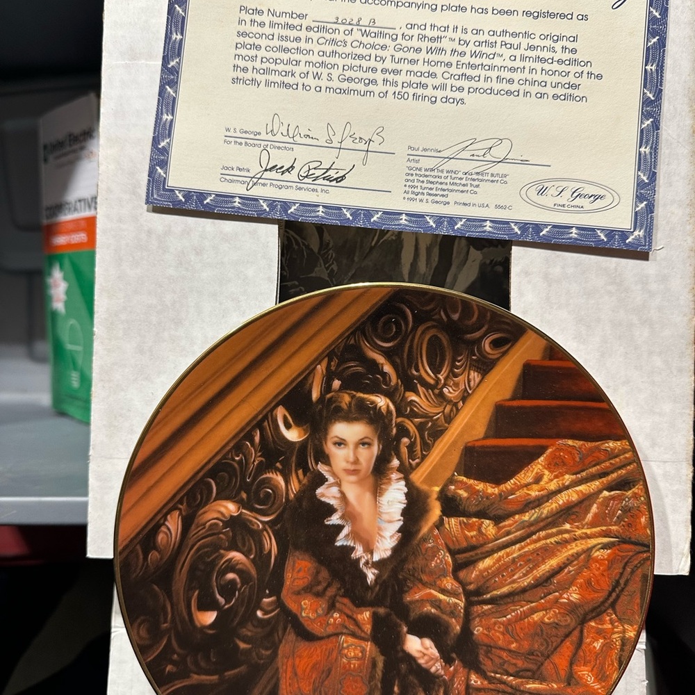 Decorative Plate with Elegant Woman Design
